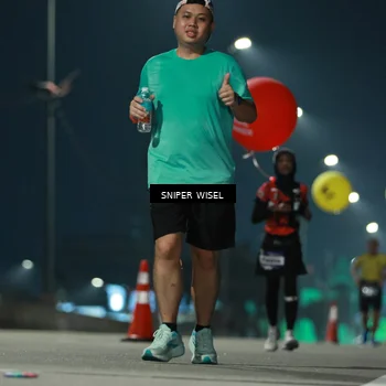 Runner Photo 5793692