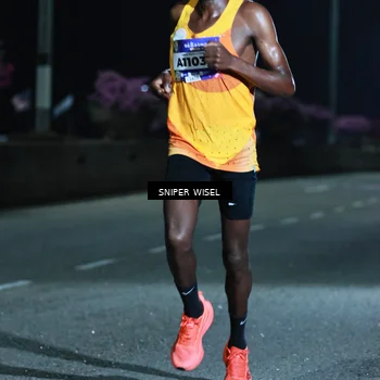 Runner Photo 5793923
