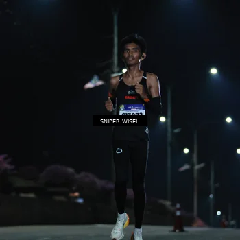 Runner Photo 5794101