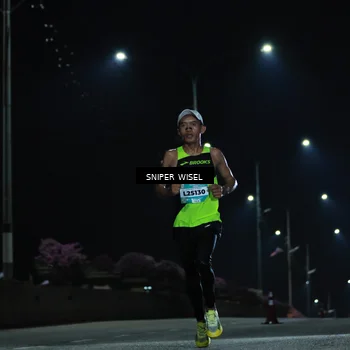 Runner Photo 5794573