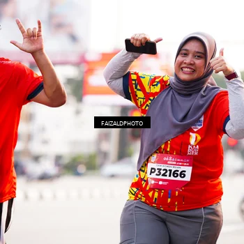 Runner Photo 5796055