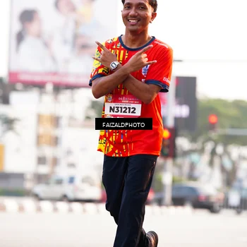 Runner Photo 5796129