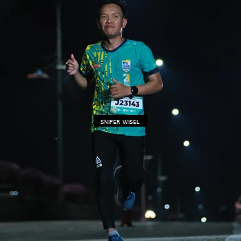 Runner Photo 5796245