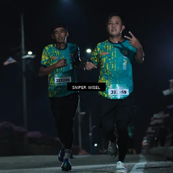 Runner Photo 5796575