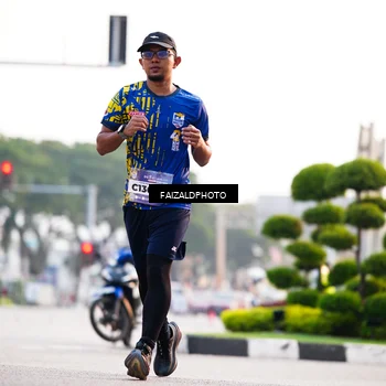 Runner Photo 5796628