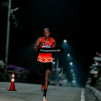 Runner Photo 5799715