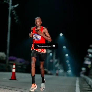 Runner Photo 5800659