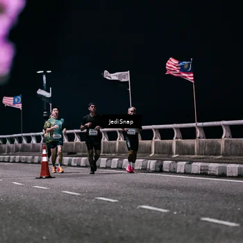 Runner Photo 5800832