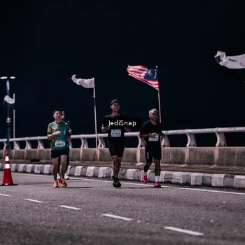 Runner Photo 5800841