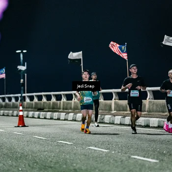 Runner Photo 5800845