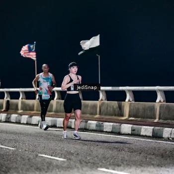 Runner Photo 5800860