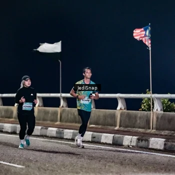Runner Photo 5800883