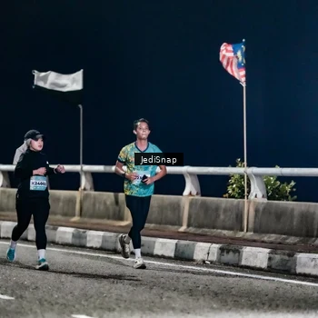 Runner Photo 5800885