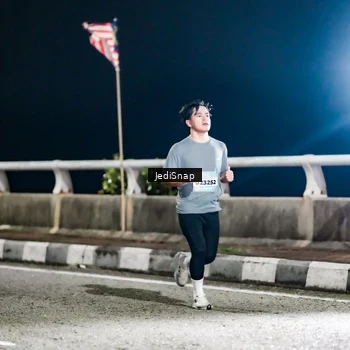Runner Photo 5800897