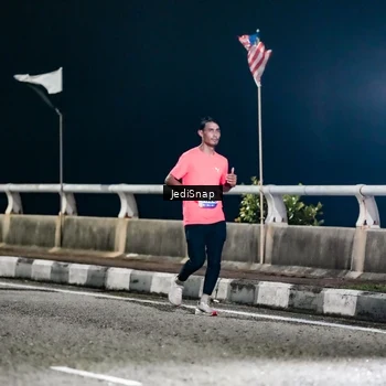 Runner Photo 5800898