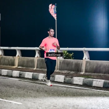 Runner Photo 5800899