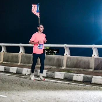 Runner Photo 5800900