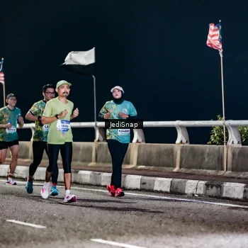 Runner Photo 5800901