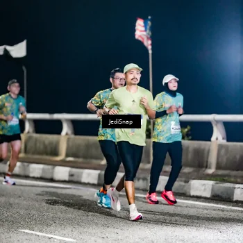 Runner Photo 5800908