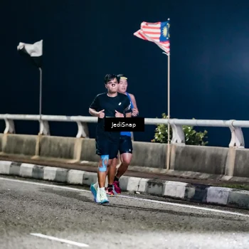 Runner Photo 5800932