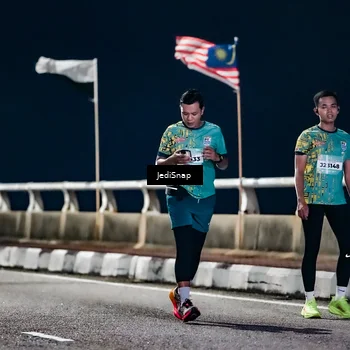 Runner Photo 5800943