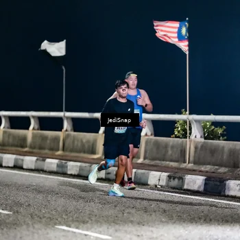 Runner Photo 5800946