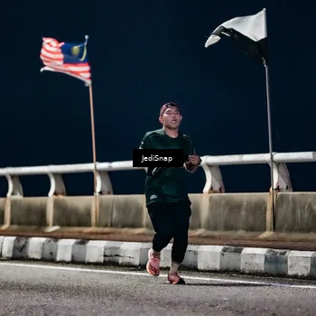 Runner Photo 5800958
