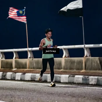 Runner Photo 5800970