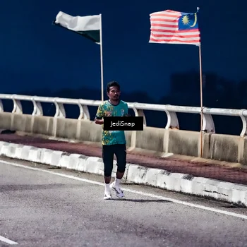 Runner Photo 5800992