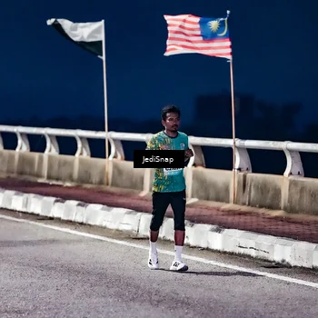 Runner Photo 5800996