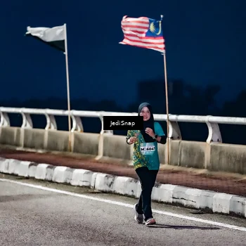 Runner Photo 5800999
