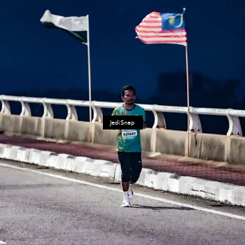 Runner Photo 5801001