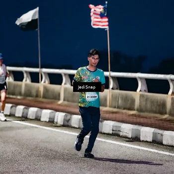 Runner Photo 5801002