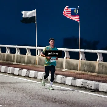 Runner Photo 5801016