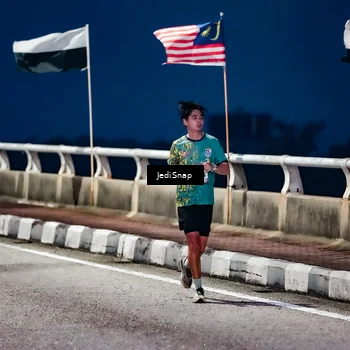 Runner Photo 5801027