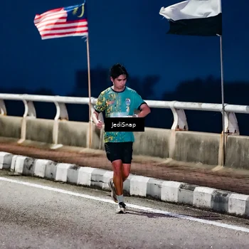 Runner Photo 5801030