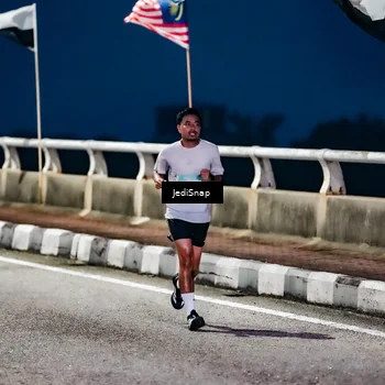 Runner Photo 5801032
