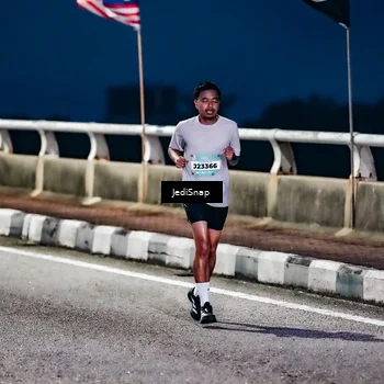 Runner Photo 5801034