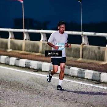 Runner Photo 5801035