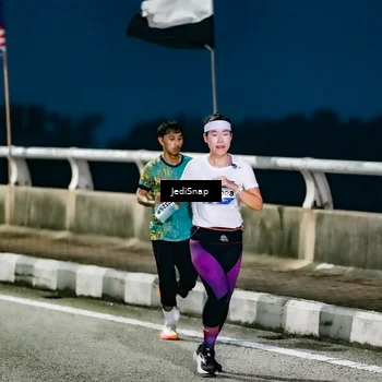 Runner Photo 5801041