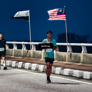 Runner Photo 5801048