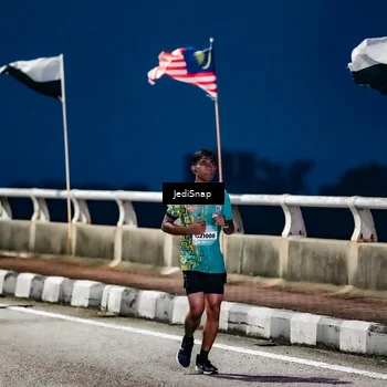 Runner Photo 5801050
