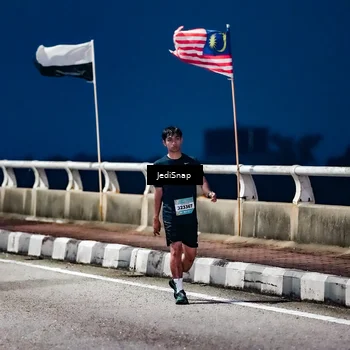 Runner Photo 5801054