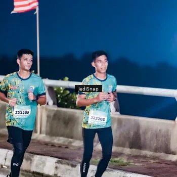 Runner Photo 5801076