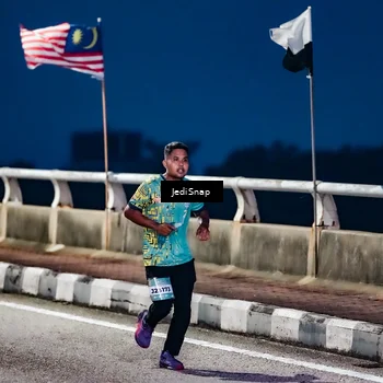 Runner Photo 5801083
