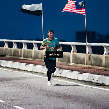 Runner Photo 5801090