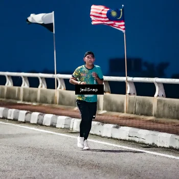 Runner Photo 5801091