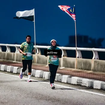 Runner Photo 5801092