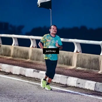 Runner Photo 5801116