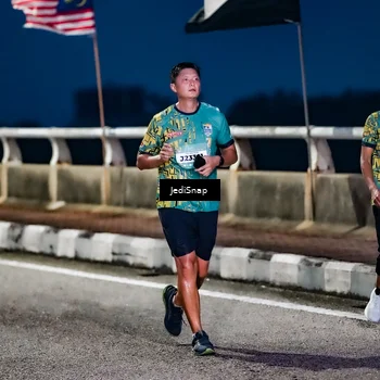 Runner Photo 5801126